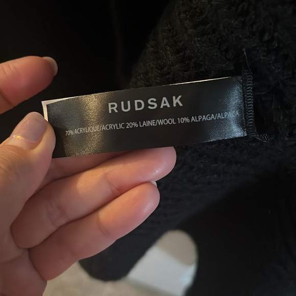 RUDSAK SLEEVELESS SYMMETRICAL SWEATER - Picture 6 of 6